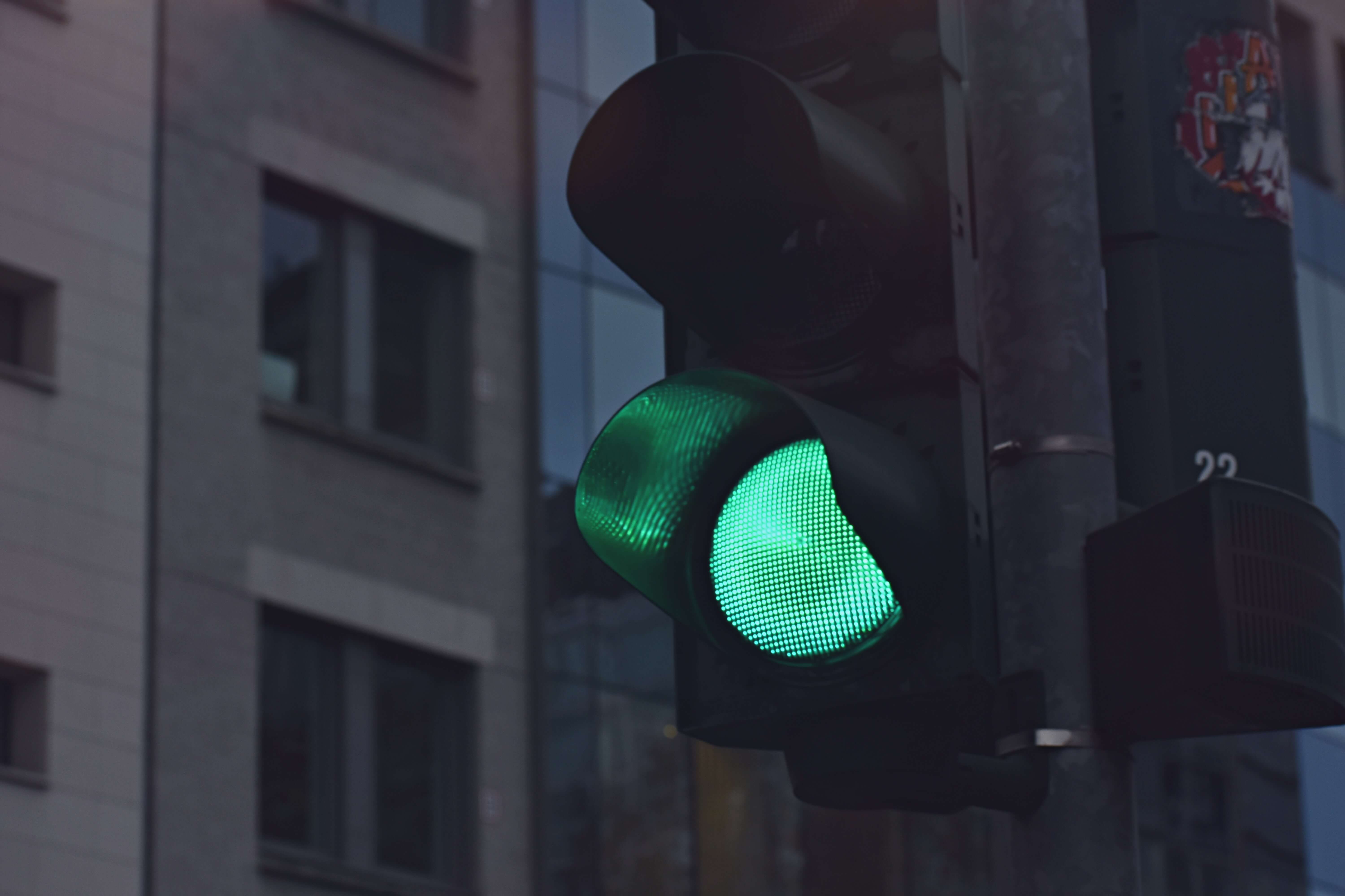 Traffic-light-green