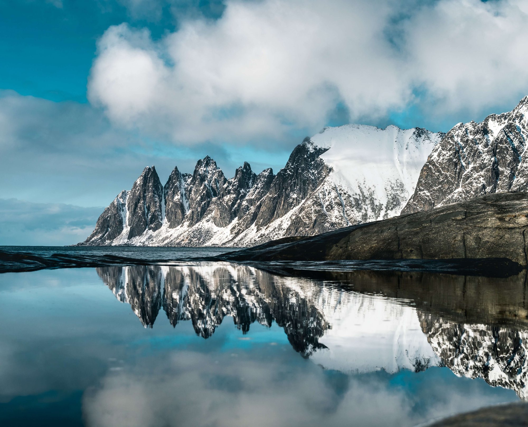Mountain-snow-water